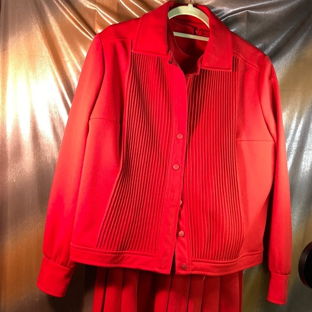 VINTAGE 1970’s red polyester set and jacket set with belt. 42” chest 200 ACE
